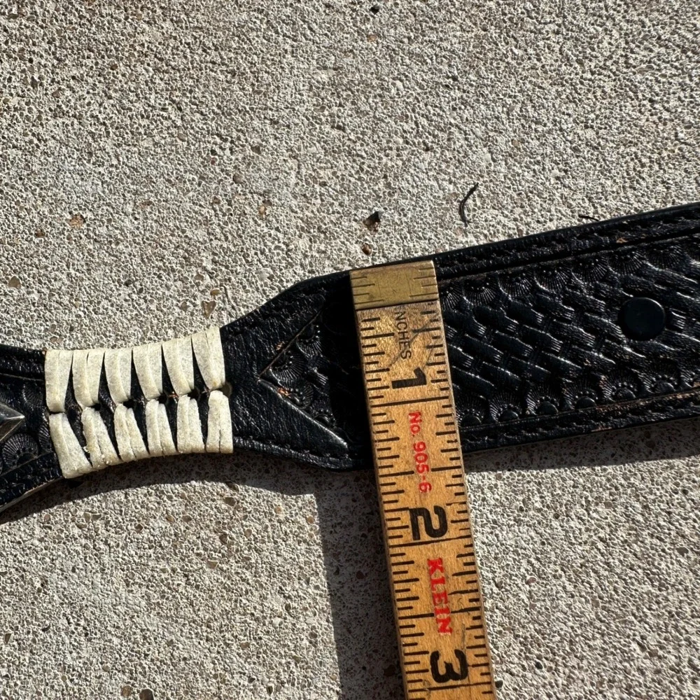 Cinch Mens Black Tooled Leather Western Belt Silver Studded White Whipstitch 42
